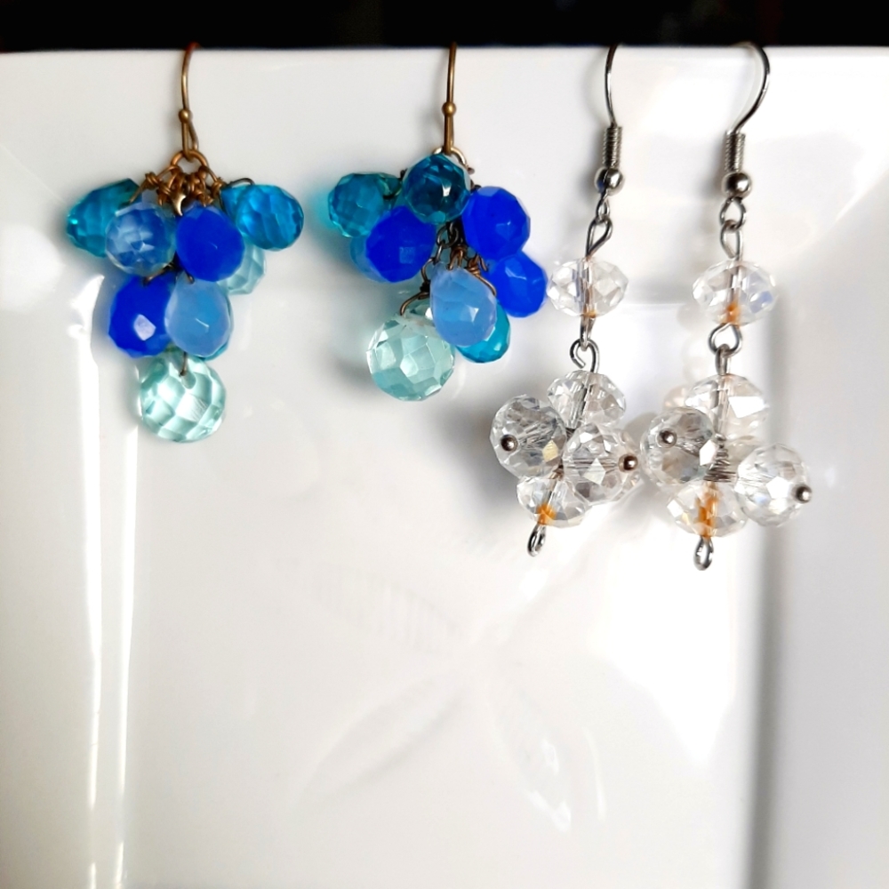 ⭐️5/$20 (2) Beaded Earrings Bundle - Blue & Clear